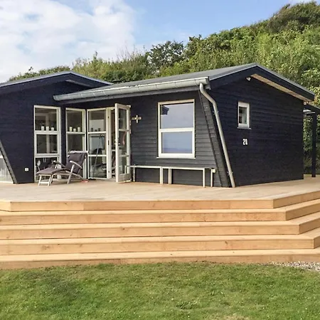 3 Bedroom Cozy In Knebel